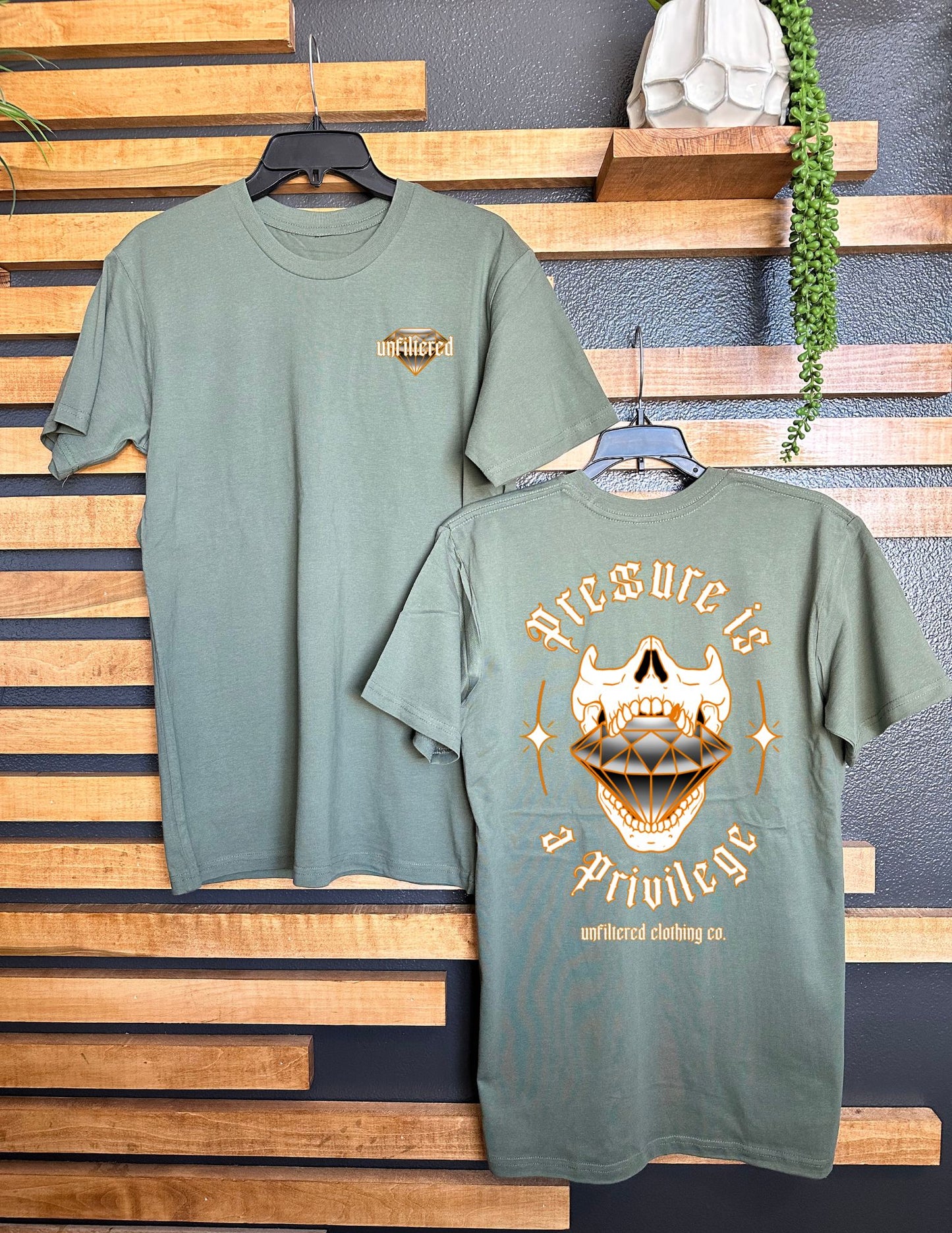 PRESSURE UNISEX TEE