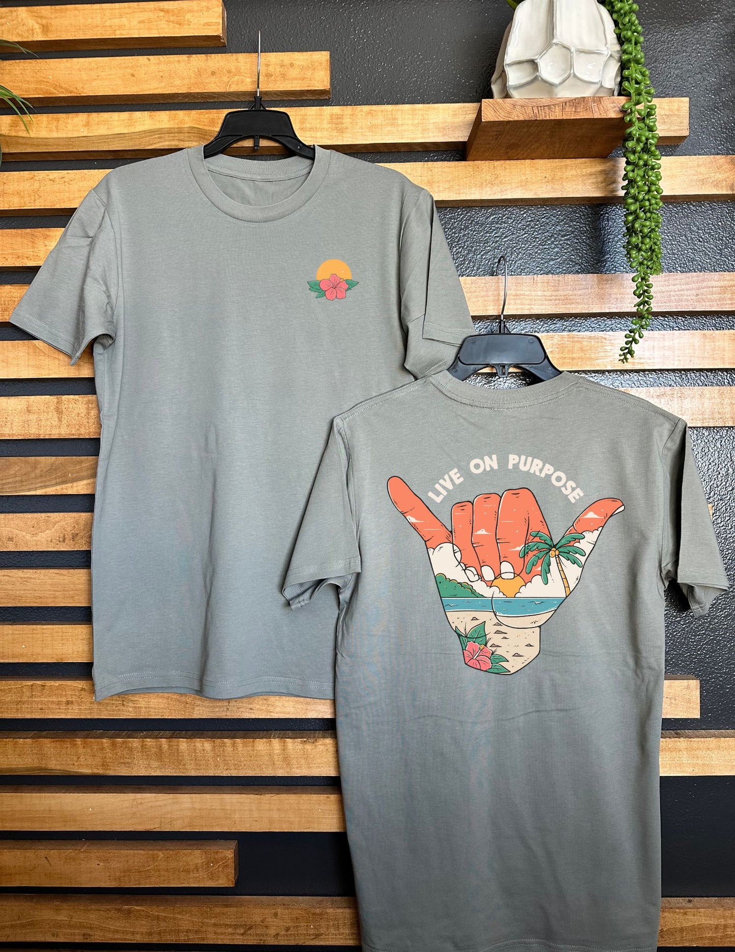 LIVE ON PURPOSE UNISEX TEE