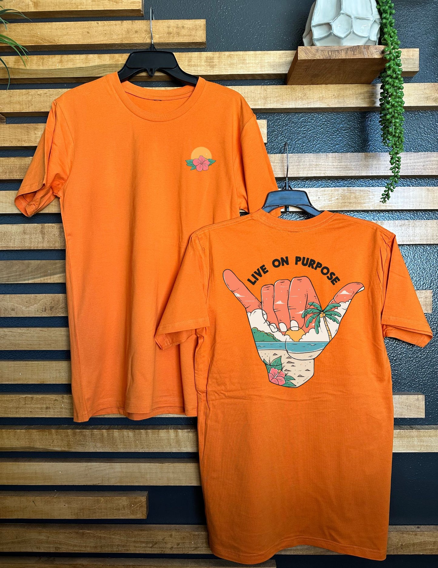 LIVE ON PURPOSE UNISEX TEE