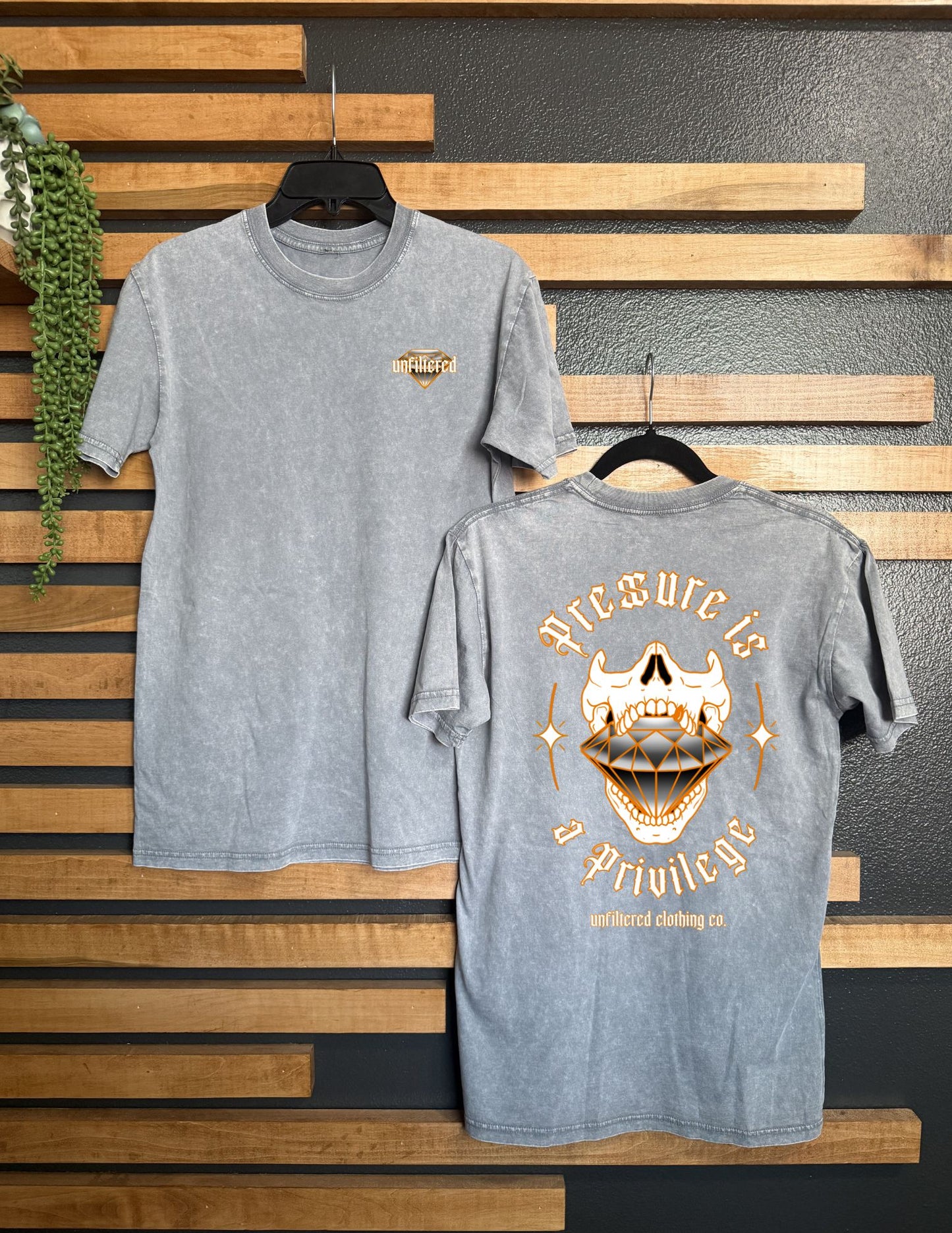 PRESSURE UNISEX TEE