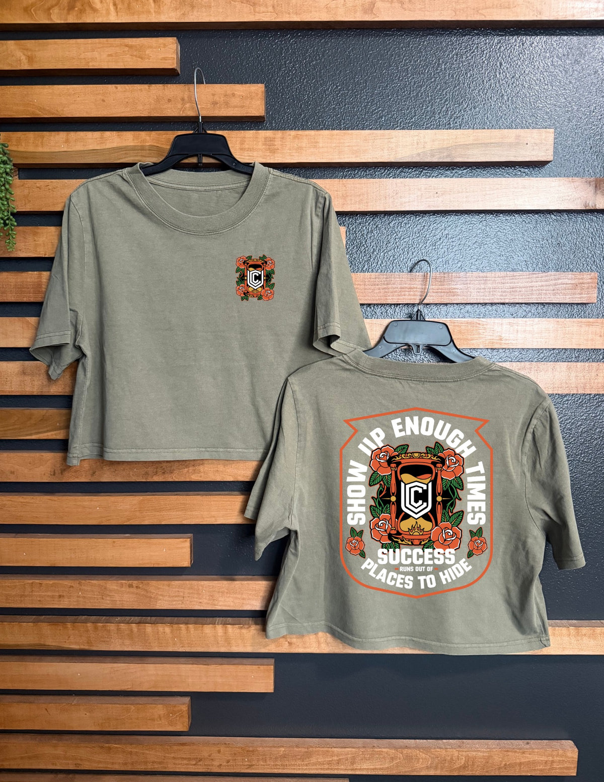 SUCCESS CROP TOP