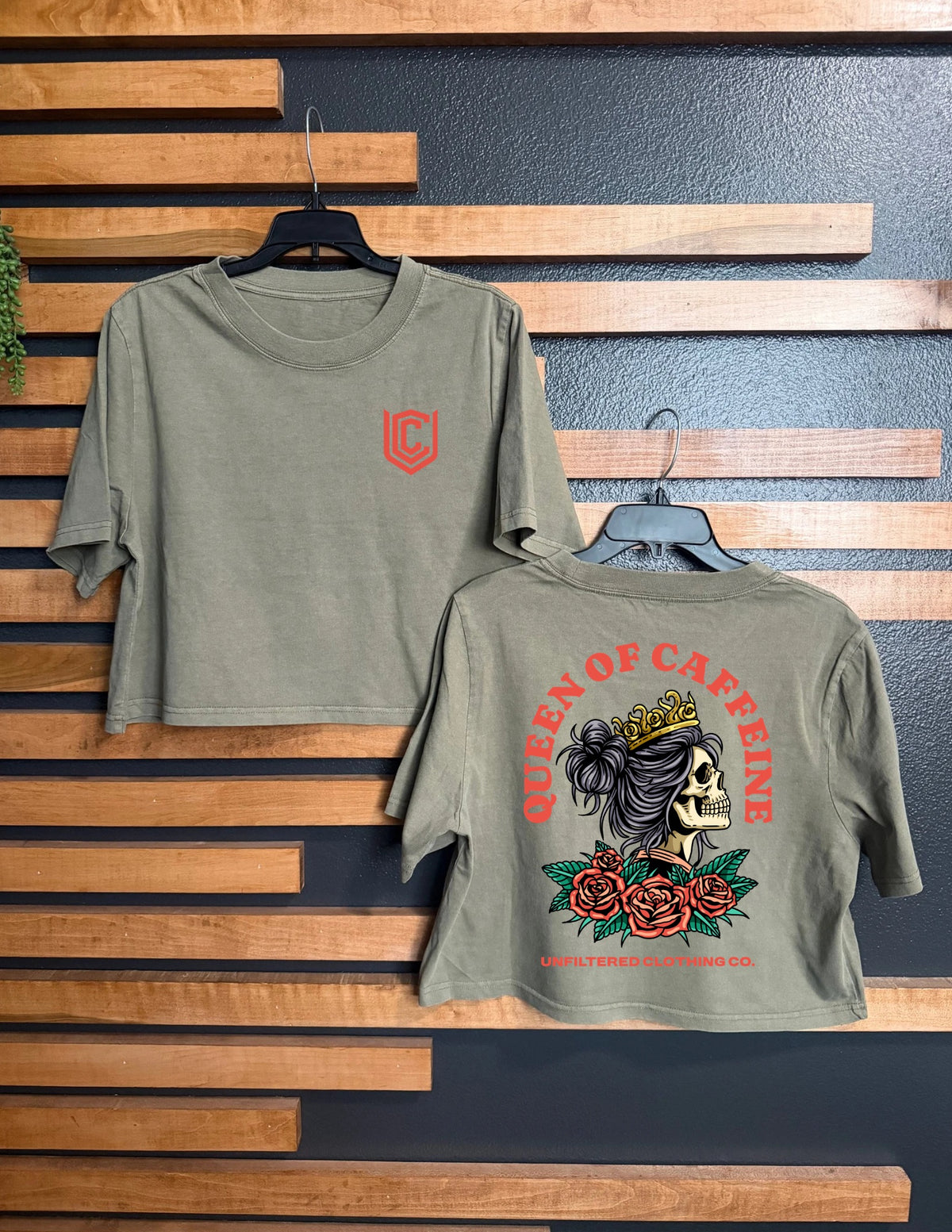 QUEEN OF CAFFEINE CROPPED TEE