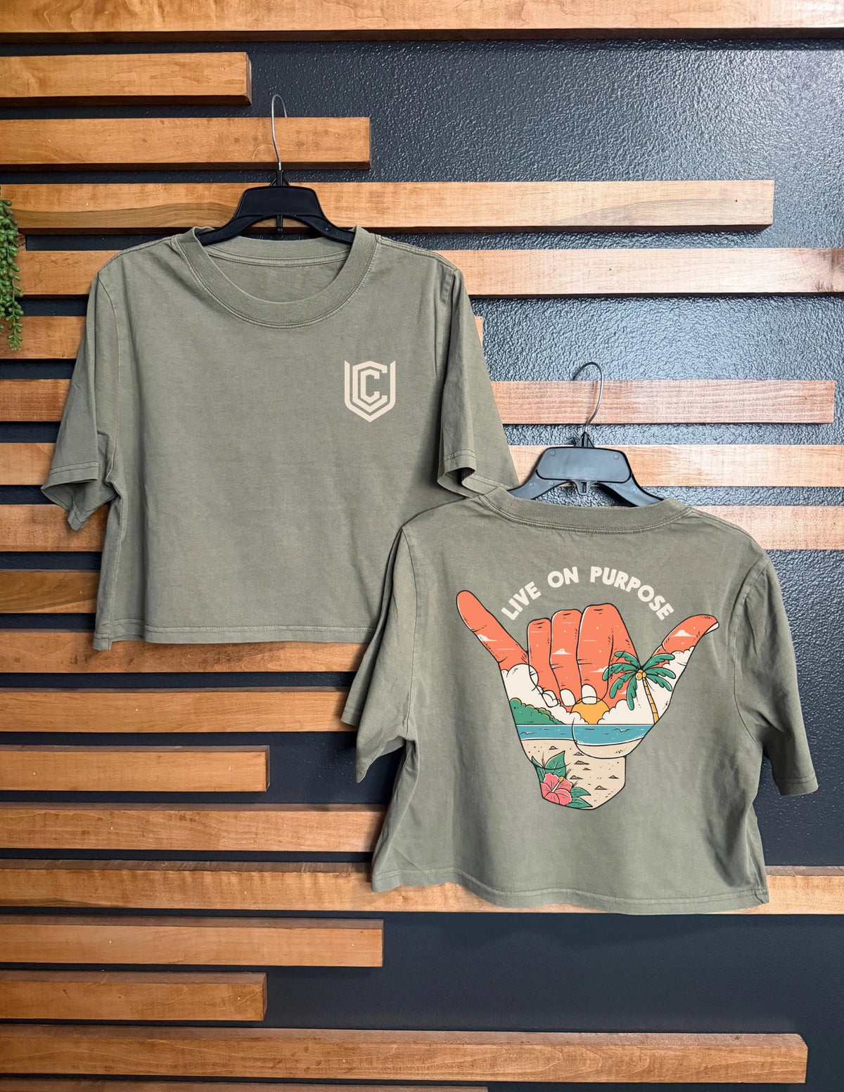 LIVE ON PURPOSE CROP TEE