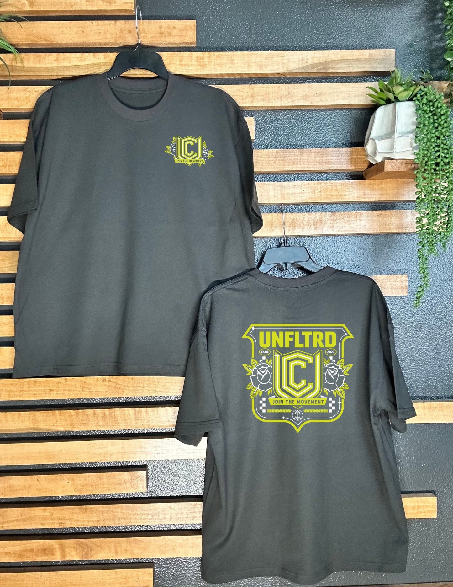 THE MOVEMENT OVERSIZED TEE