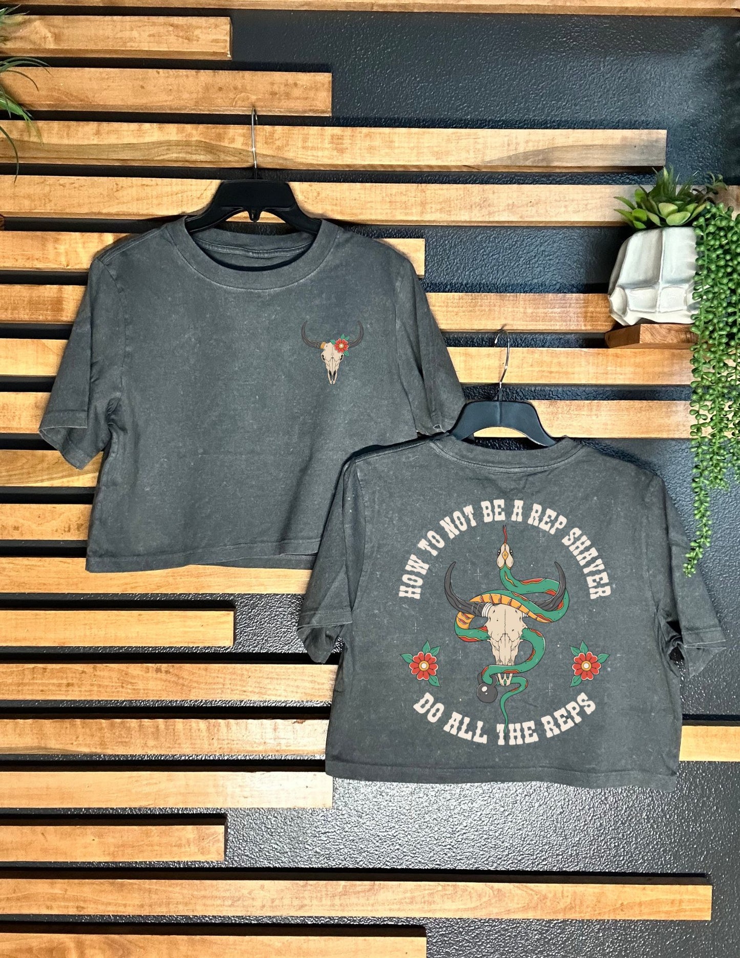 REP SHAVER WOMENS BOXY TEE